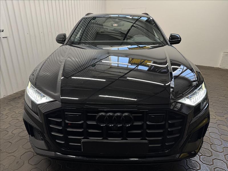 Audi SQ8 COMPETITION PLUS ČR 1.MAJ - fotka 13 z 50