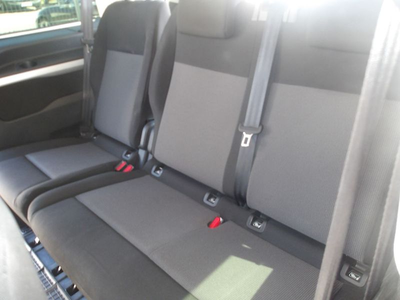 Toyota ProAce Verso 2,0D-4D L2 ČR! I.MAJ! ZÁRUKA! - fotka 27 z 35