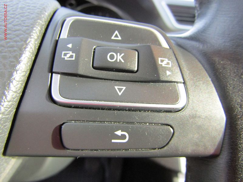 Volkswagen CC (2012) 2.0TDI, ČR, Sport, bixen - fotka 16 z 23