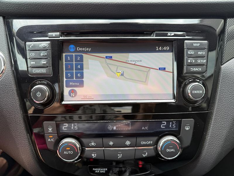 Nissan X-Trail (2015) 1,6 4WD - fotka 13 z 18