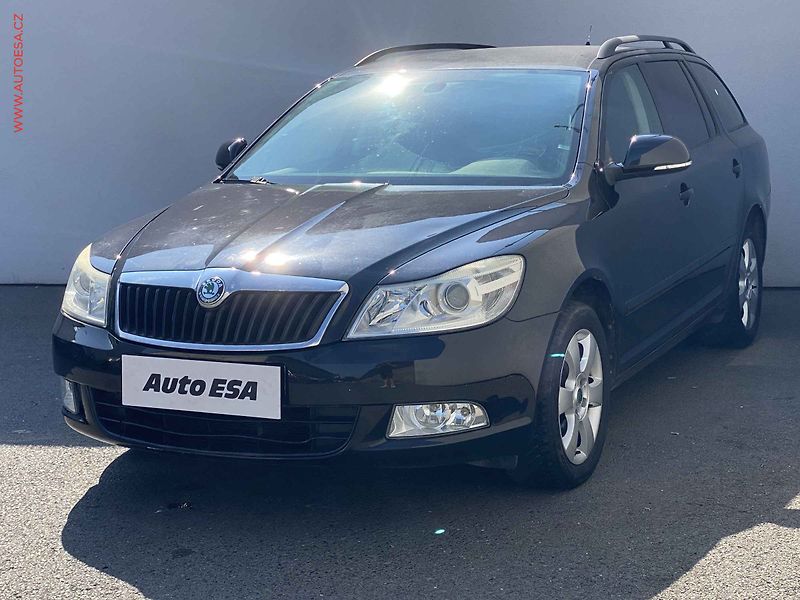 Škoda Octavia (2009) 1.4 TSi, Ambition, park.čidla - fotka 3 z 16