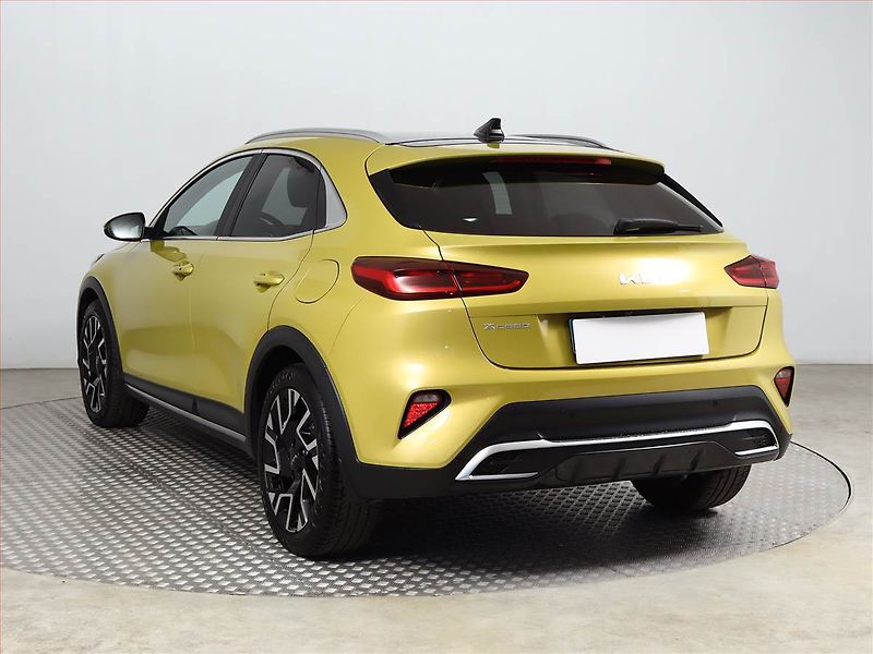 Kia XCeed (2023) 1.5 T-GDI - fotka 4 z 21