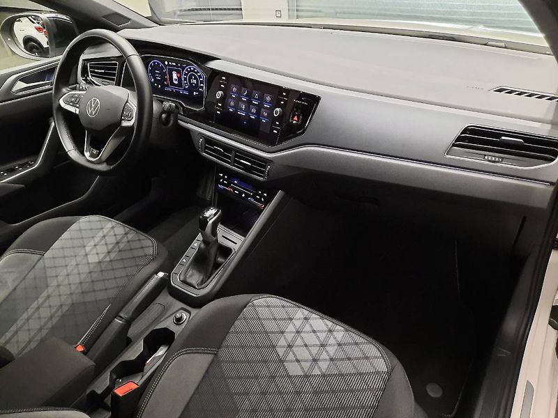 Volkswagen Taigo (2024) 1.0 TSI (85kW/116k) DSG, R-Lin - fotka 10 z 26