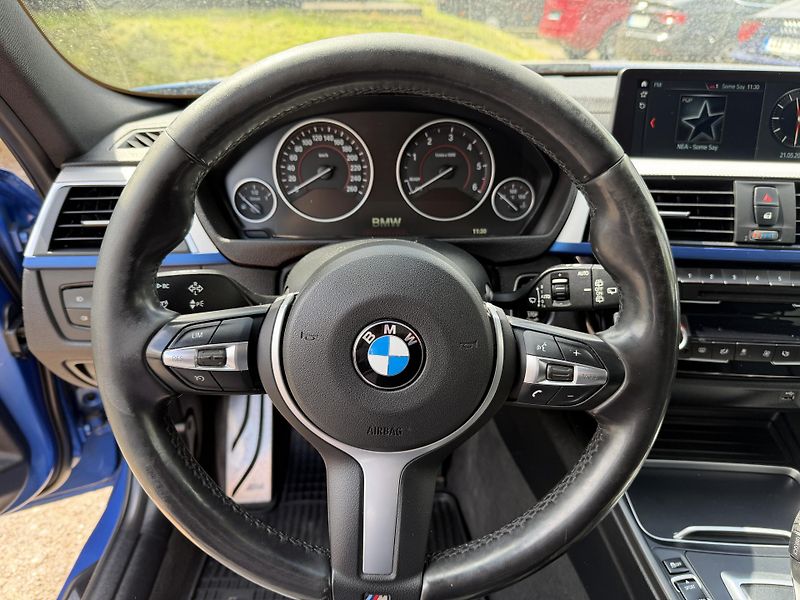 BMW Řada 3 335 D x-drive M-packet - fotka 20 z 23