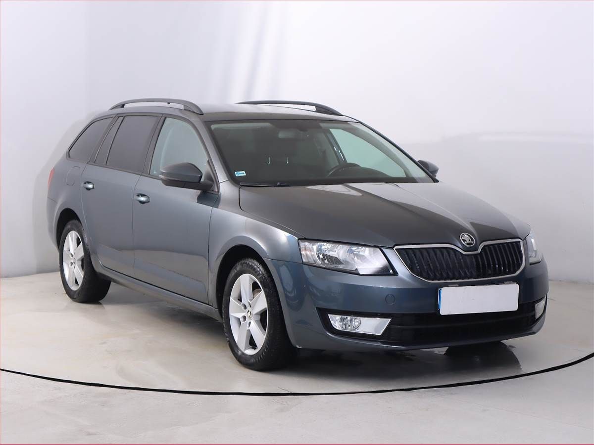 Škoda Octavia 1.6 TDI, Automat, Navi