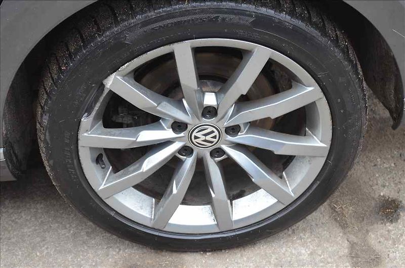 Volkswagen Passat CC (2017) 2,0 BITDI DSG 4-MOTION - fotka 9 z 23