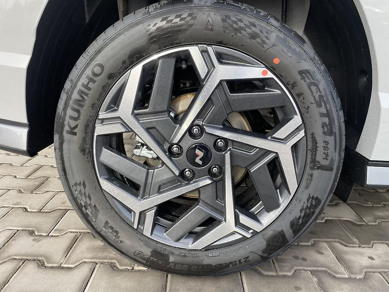Hyundai Kona 26 1,6 T-GDI 2WD DCT N LINE - fotka 4 z 30