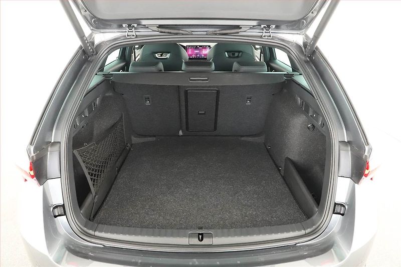 Škoda Octavia (2025) Sportline 2.0 TDI - fotka 18 z 19