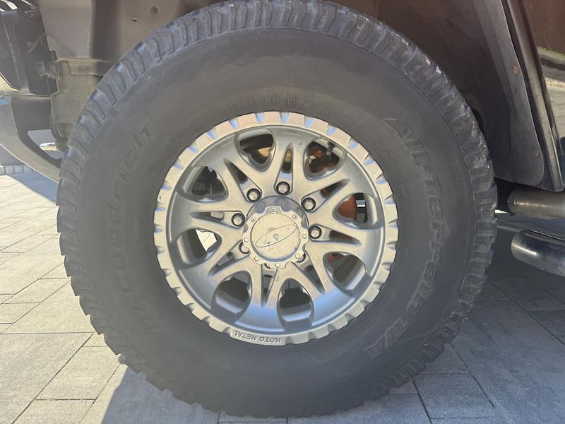 Hummer H2 (2005) Luxury výbava, Bose, Tan - fotka 21 z 22