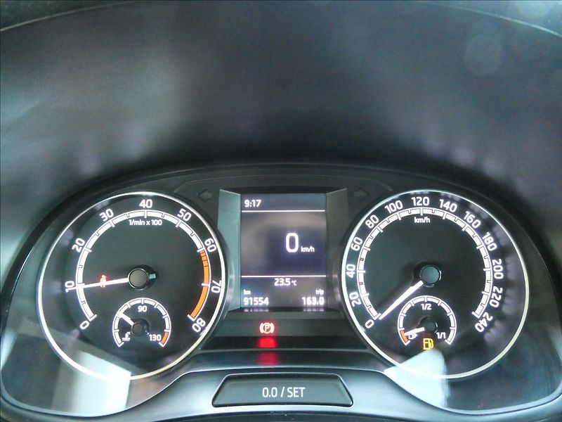 Škoda Fabia 1,0 TSi 70kW STYLE,2x kola,ČR - fotka 37 z 42