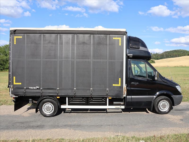 Mercedes-Benz Sprinter 2,1 316 CDI Spací vest. Placht - fotka 8 z 24