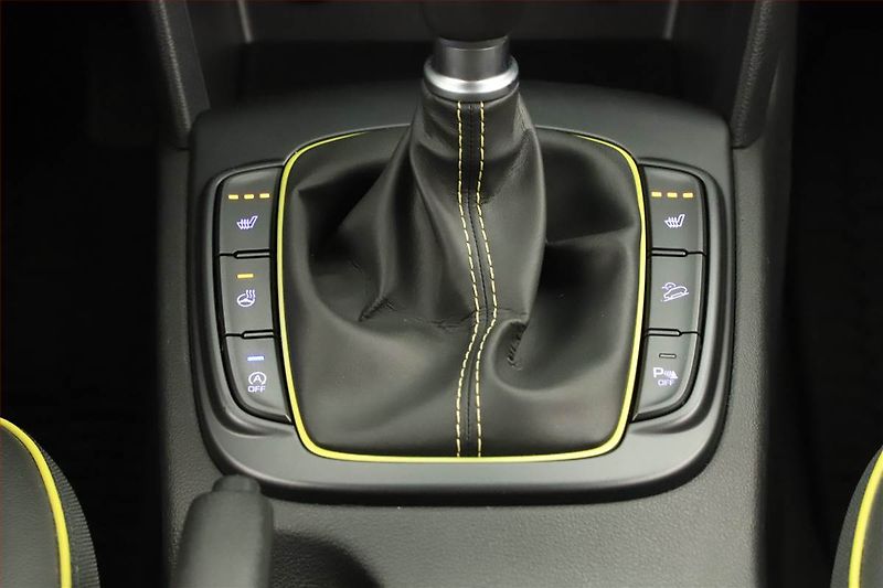 Hyundai Kona (2019) 1.0 T-GDI, Serv.kniha, Kůže - fotka 14 z 16