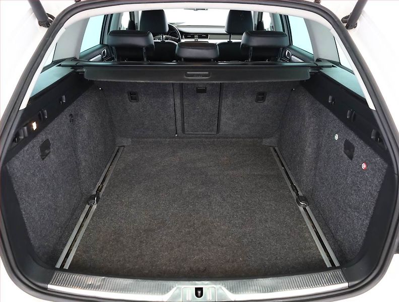 Škoda Superb (2013) 2.0 TDI, 4X4, Automat - fotka 18 z 18
