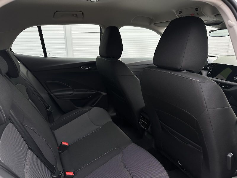 Škoda Fabia 1.0TSi 95PS LED V.Cockpit Clim - fotka 33 z 34