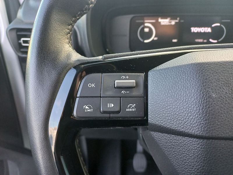 Toyota ProAce City SWB Active Mutimedia  1.5 - fotka 12 z 16