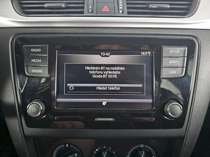 Škoda Rapid (2019) 1.0TSI 81kW Ambition Plus - fotka 14 z 28