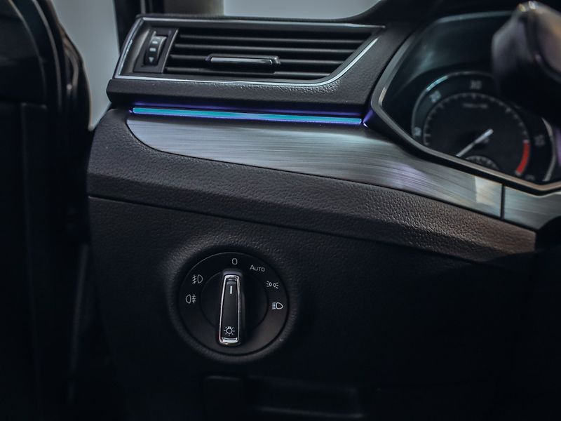 Škoda Superb 2.0TDI, Style DSG 110 kW - fotka 10 z 32