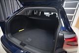 Volkswagen Golf 1,5 eTSI DSG KAMERA VÝHŘEV ČR - náhled 40
