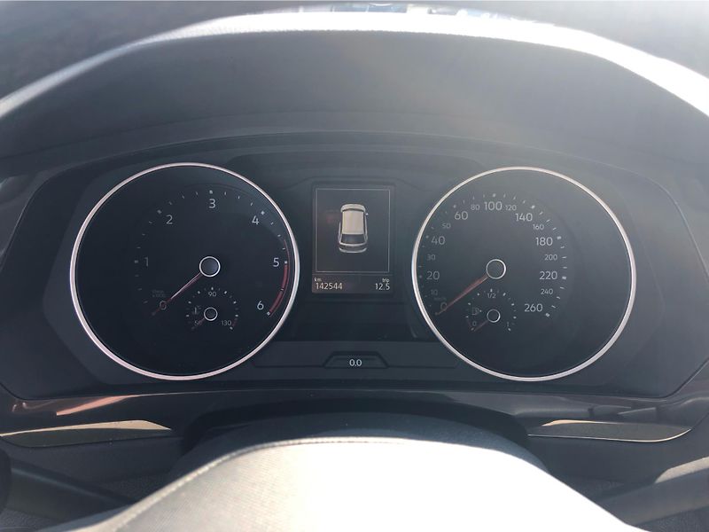 Volkswagen Tiguan 2.0 TDi DSG 7st. LIFE - fotka 18 z 28