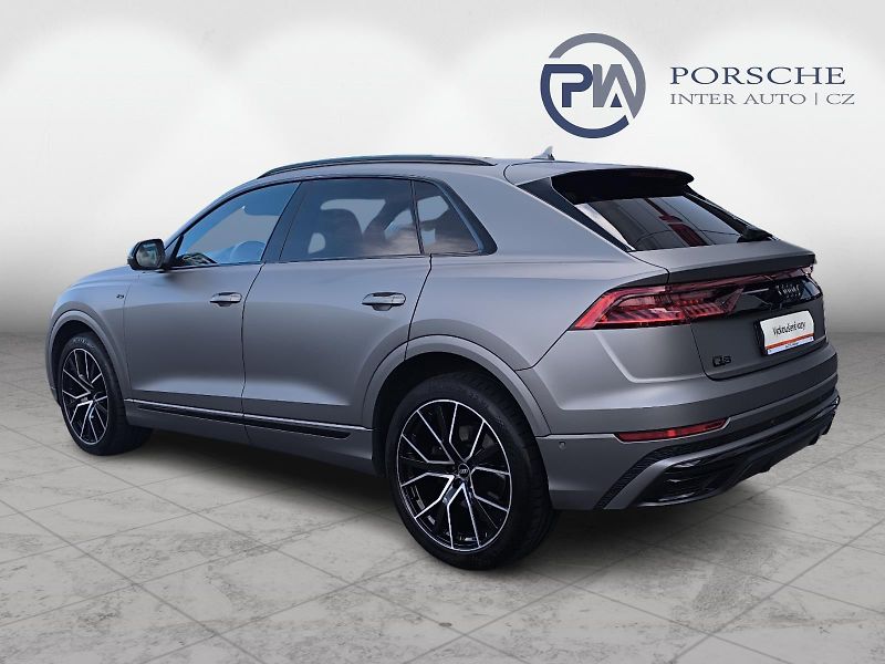 Audi Q8 3.0 TFSi S-Line - fotka 8 z 25