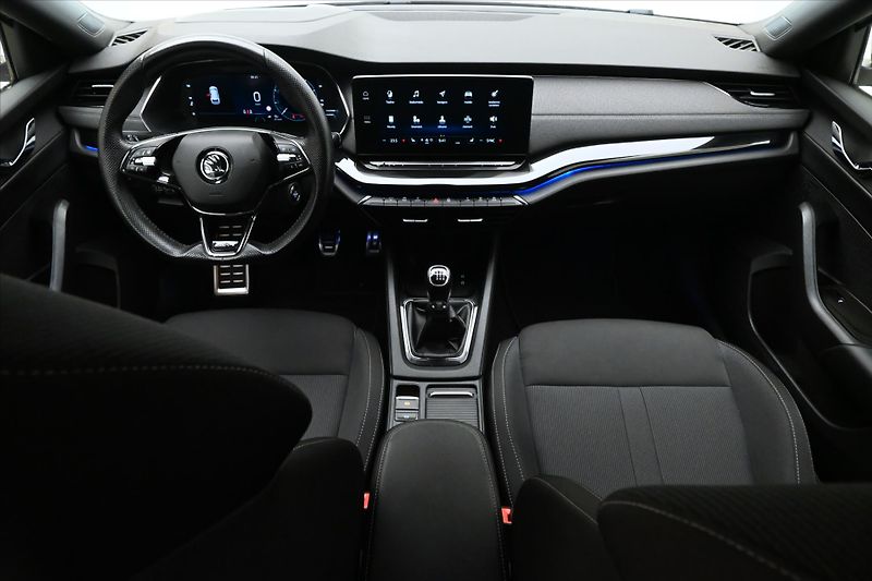 Škoda Octavia 2,0 TDI 110kW SportLINE Záruka - fotka 15 z 32