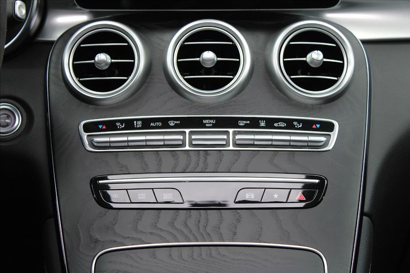 Mercedes-Benz GLC 43 AMG 4M/TOP-VÝBAVA/DPH - fotka 29 z 49
