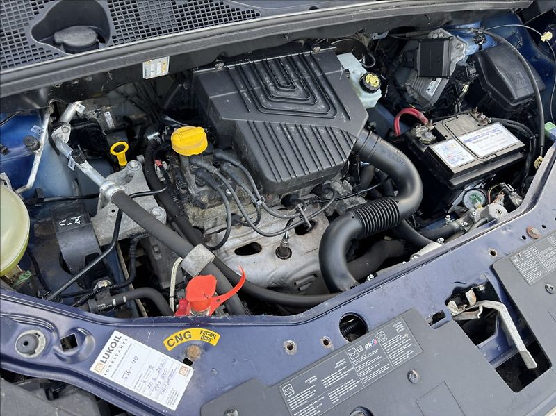 Dacia Dokker 1,6 i 60kW CNG klima původ ČR - fotka 46 z 50