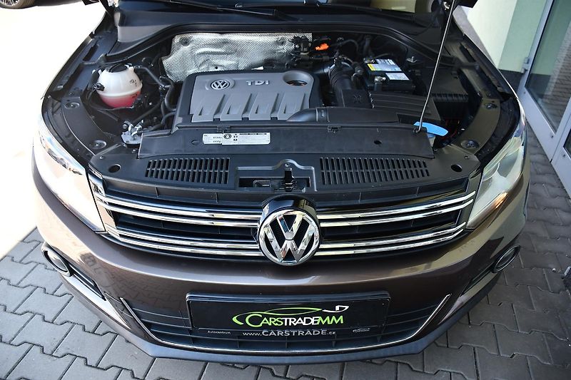 Volkswagen Tiguan 2.0TDi DSG 4MOTION - fotka 41 z 44