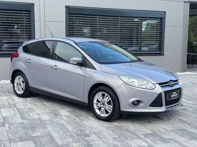 Ford Focus (2011) Trend 1.6 Ti-VCT - fotka 3 z 30