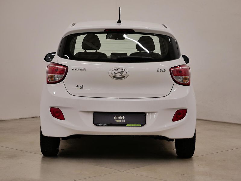 Hyundai i10 - fotka 6 z 22