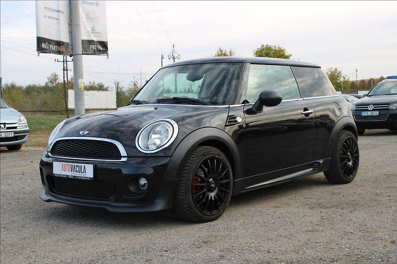 Mini One 1,6 i  STK 4/2028, KLIMA - fotka 1 z 26