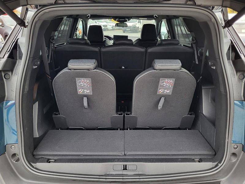Peugeot 5008 1.5 BlueHDi 130 automat 7-míst - fotka 37 z 46