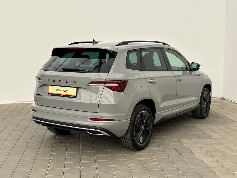 Škoda Karoq 1.5 TSI SportLine - fotka 2 z 32