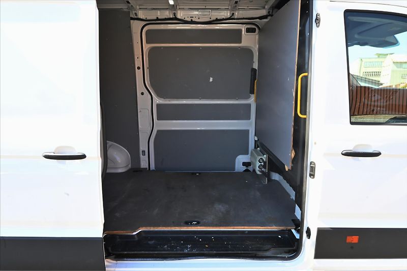 Volkswagen Crafter 2,0 TDI 130kW DSG L2H2 Záruka - fotka 11 z 30
