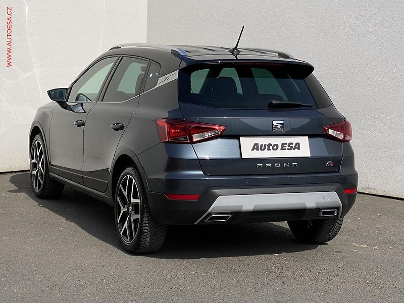 Seat Arona (2019) 1.5 TSi, FR, LED, navi - fotka 6 z 19