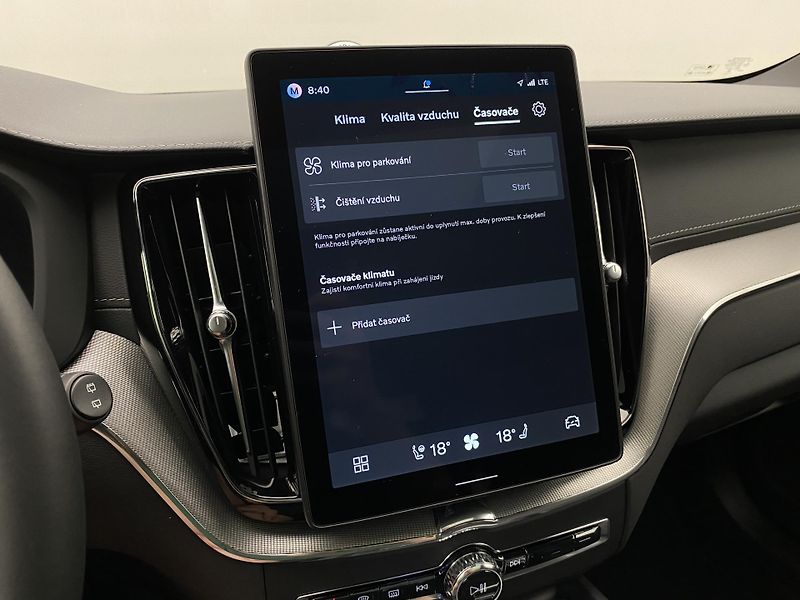 Volvo XC60 T8 AWD RECHARGE BLACK EDITION - fotka 44 z 61
