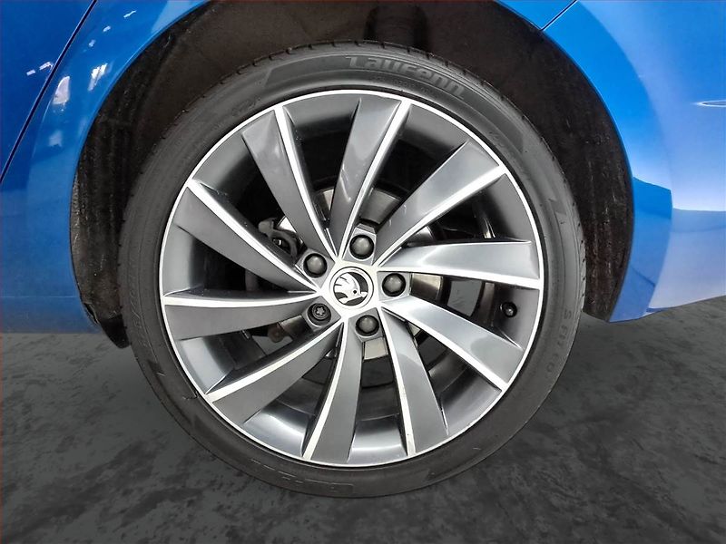 Škoda Octavia (2018) Laurin&Klement 2.0 TDI, 4X4 - fotka 15 z 22