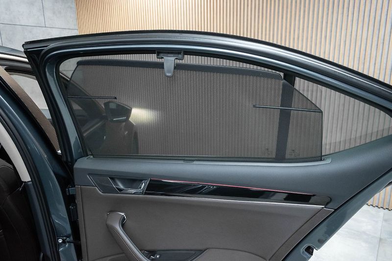 Škoda Superb 2.0 TDI L&K*2xKOLA*DSG*ACC*ČR* - fotka 17 z 42