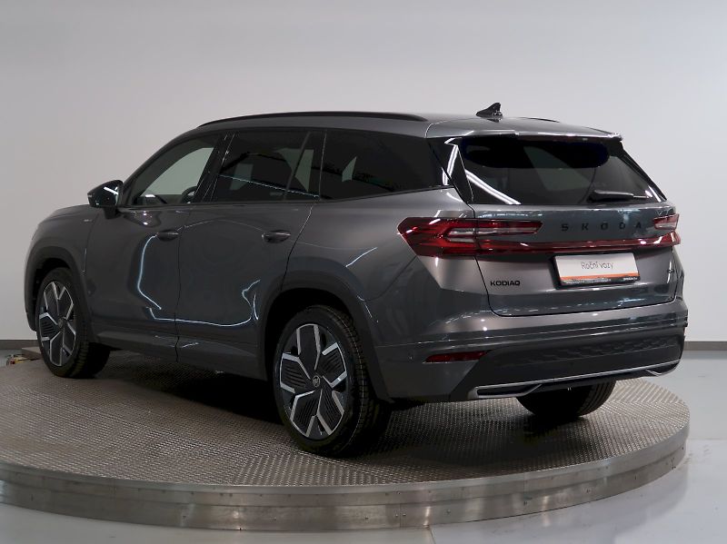 Škoda Kodiaq (2026) SPORTLINE 2.0TSI 150KW 4x4 DSG - fotka 7 z 49