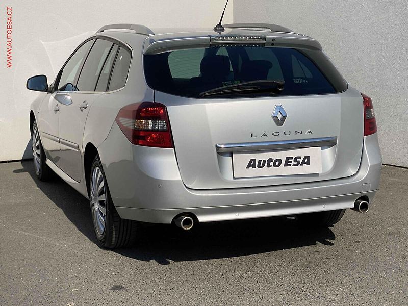 Renault Laguna (2015) 2.0dCi, Navi, park.čidla - fotka 6 z 19