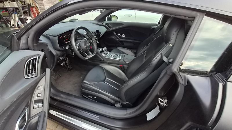 Audi R8 (2018) R8 V10 RWS 1 s 999 ks - fotka 7 z 16