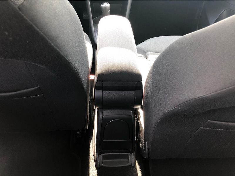 Volkswagen Polo A 1.2 TSi COMFORTLINE - fotka 21 z 29