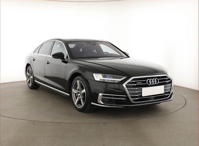 Audi A8 (2021) 60 TFSI - fotka 1 z 30