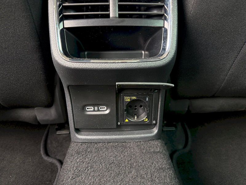 Škoda Octavia (2023) 1.5 TSI 110 kW DSG Style Plus - fotka 10 z 25