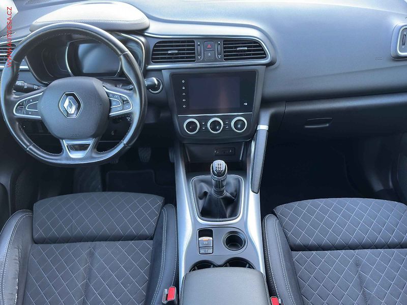 Renault Kadjar (2019) 1.3 TCe, 1.maj,ČR, LED, navi - fotka 8 z 22