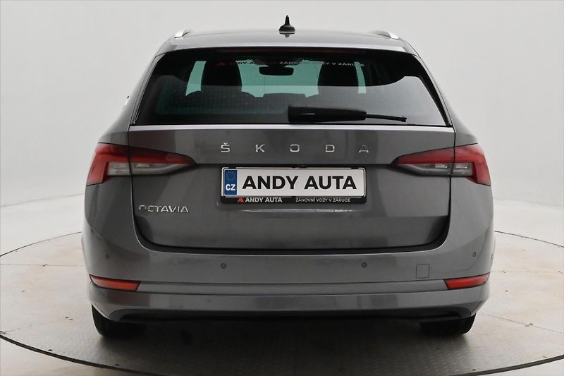 Škoda Octavia 2,0 TDI 110 kW DSG Style Záruk - fotka 6 z 30