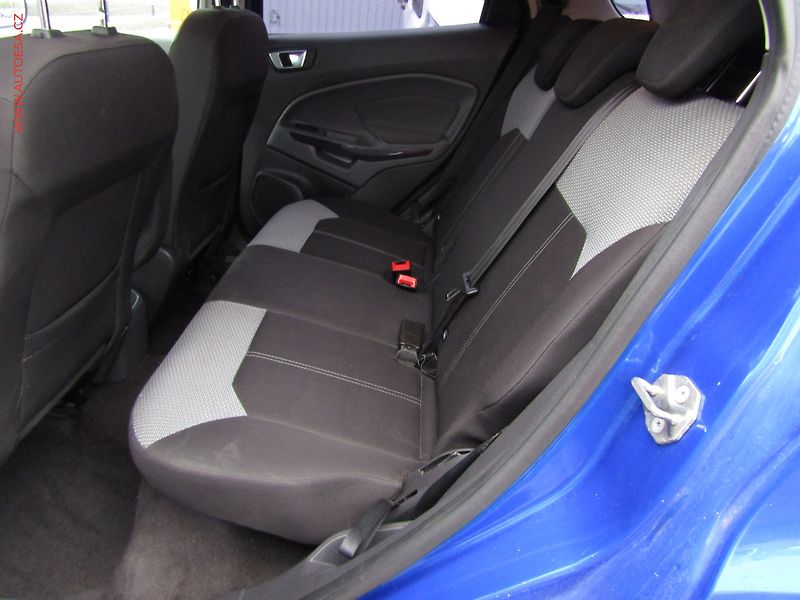 Ford EcoSport (2014) 1.0EB, Titanium - fotka 11 z 17