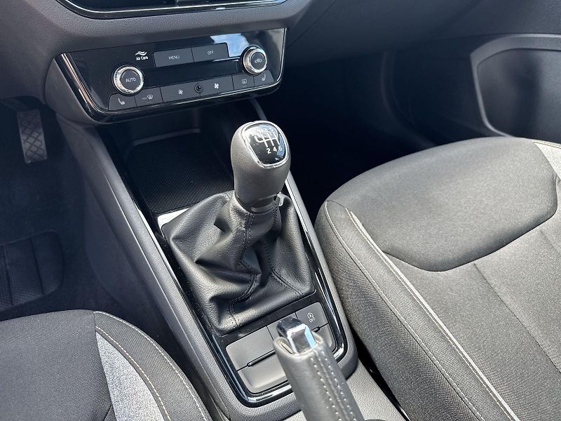 Škoda Scala (2025) 1.0 TSI Selection - fotka 23 z 31