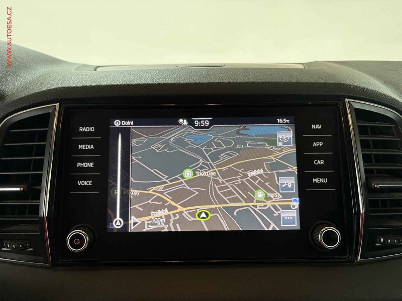 Škoda Karoq (2022) 1.5TSi, ČR, Style, DSG, LED - fotka 11 z 16