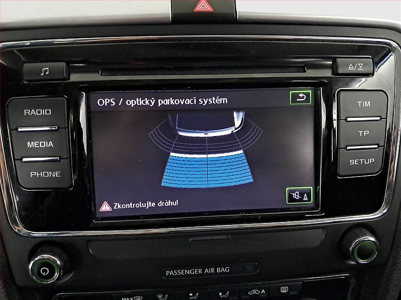 Škoda Superb (2013) Ambition 2.0 TDI, Xenony - fotka 21 z 25